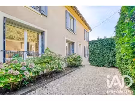 vente maison 8 pièces 216 m² à montceaux-lès-meaux (77470)  565 000 €