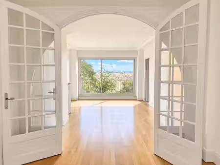 location appartement 4 pièces 113 m² à sainte-foy-lès-lyon (69110)