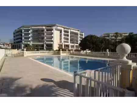 location appartement 2 pièces 54m² cagnes sur mer 06800