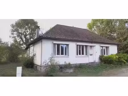 vente maison 4 pièces 83 m² à chauffour-sur-vell (19500)  99 000 €