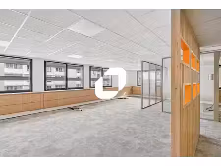 vente bureaux lyon 69008 254m² à 6272m²