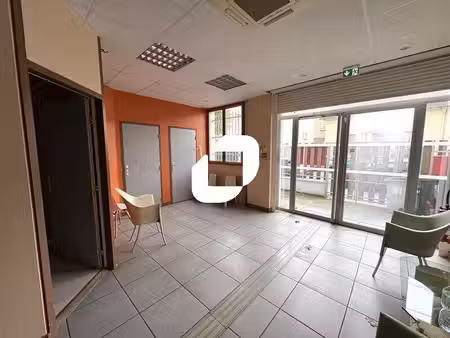 vente bureaux lyon 69008 550m²