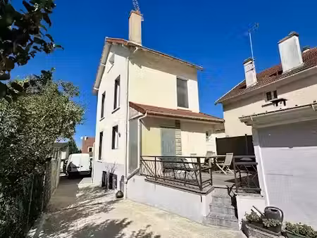 vente locaux professionnels 5 pièces 82 m² à montigny-les-cormeilles (95370)  399 900 €