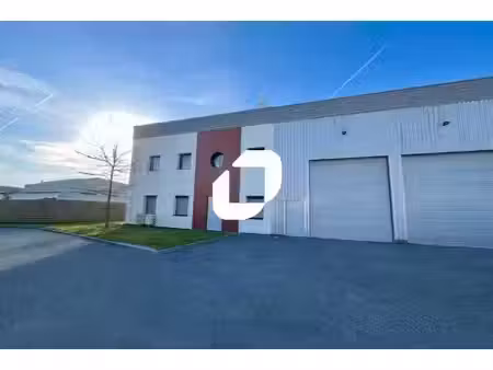 vente local d’activités dagneux 01120 685m²