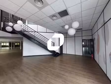 vente local d’activités gazeran 78125 1721m²