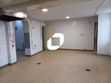 vente commerce 320m²