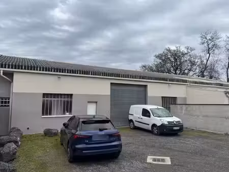 location entrepôt la fouillouse 42480 318m²