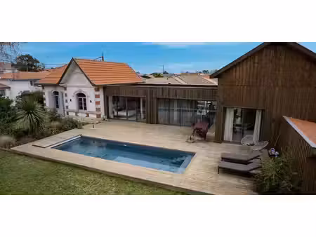 maison avec piscine et terrasse gujan-mestras (33)