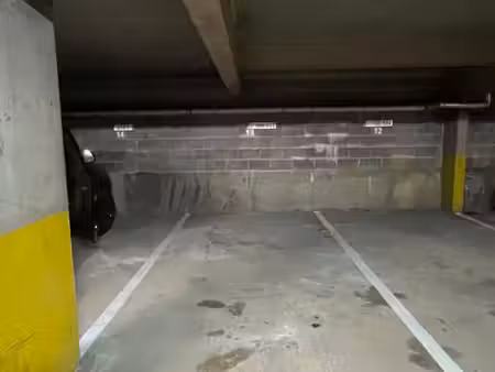 emplacement dan garage sécurisé