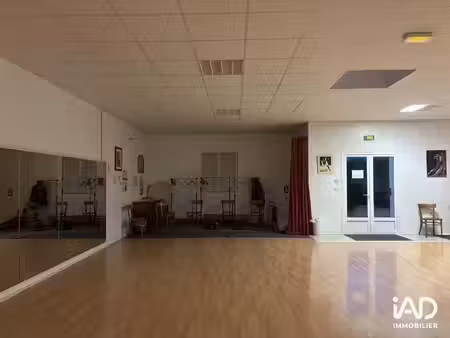 location commerce 200 m² à compiègne (60200)