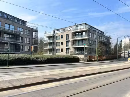 emplacement de parking - avenue de la foret à 1050 ixelles