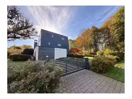 villa à vendre à avenue de la lavande 17 jambes (vwd18886)