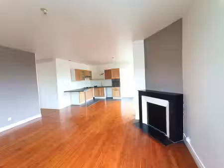 location appartement 2 pièces 75 m² à reims (51100)