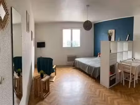 location appartement t1 meublé à dax (40100) : à louer t1 meublé / 24m² dax