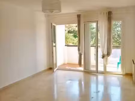 location appartement 5 pièces à gardanne (13120) : à louer 5 pièces / 86m² gardanne