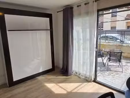 location appartement t1 meublé aux essarts-le-roi (78690) : à louer t1 meublé / 20m² les e