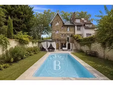 maison de luxe à vendre dans le quartier la varenne