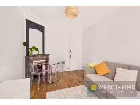 charmant t3 avec cheminées à bécon - courbevoie