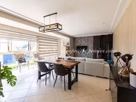 vente maison à vitré (35500) : à vendre / 160m² vitré
