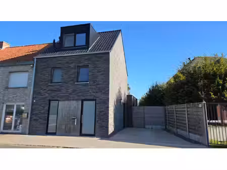 huis te huur in ichtegem met 3 slaapkamers