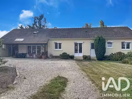 maison à cerisiers (89320)