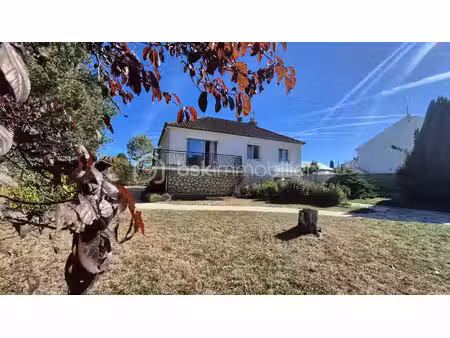 maison de 107 m² à chambray-les-tours