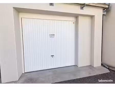 grand garage
