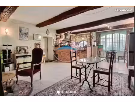 apparemment 100m2
