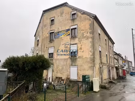 immeuble 417 m² lure