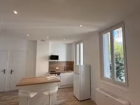 t2 refait à neuf - marseille 5ème