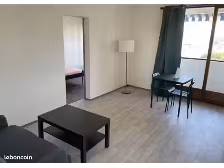 beau 3p meublé 52m² traversant et lumineux