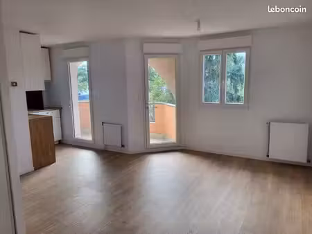 loue grand t1 bis 30m2