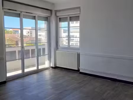 appartement 3 pièces 59 m²