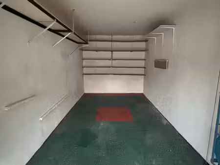 box garage