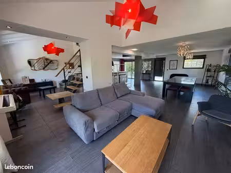 maison mitoyenne 130 m2