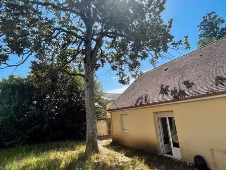 location : maison de plain-pied – centre-ville la suze-sur-sarthe – 620/mois