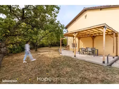 maison 6 pièces 174 m²