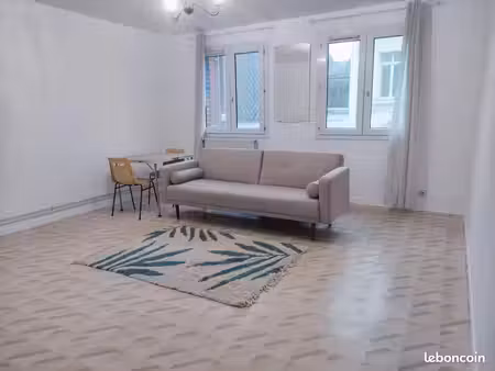 appartement 3 pièces 60 m²