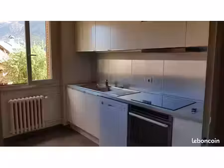 a louer sur doussard t4 dans 73 m²