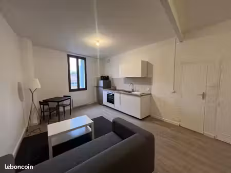 appartement 1 pièce 38 m²