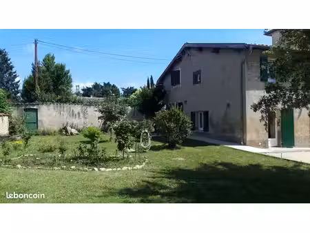 location maison meublee sur jardin calme