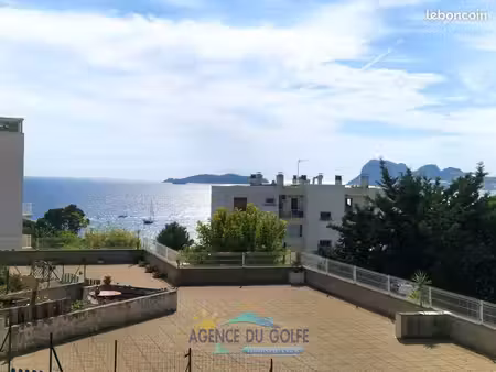 coquet t 2 avec terrasse vue mer et garage individuel