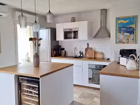 appartement t3  terrasse  box double - 72 m² - 13008 - aucun travaux a prevoir