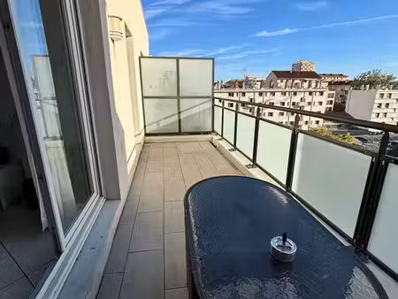 t3 villeurbanne - balcon & garage