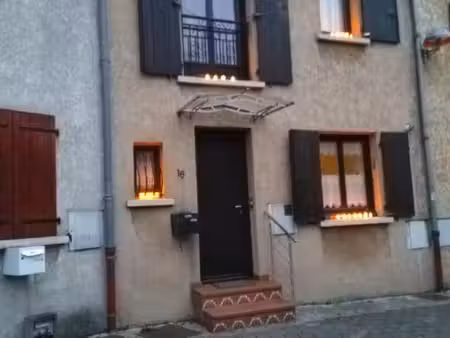 jolie maison de 100m2 centre village