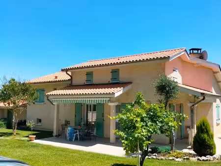 maison avec piscine