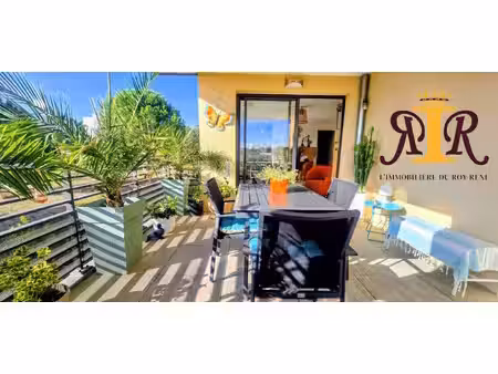 beau t3 pratiquement neuf avec garage -terrasse et frais de not