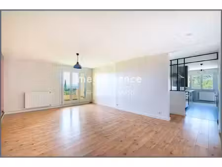 t3 résidence sécurisée 2 chambres balcon avec vue