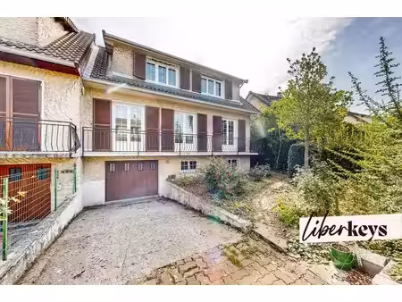 maison familiale au calme à saint-mard !