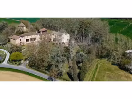 maison avec jardin et terrasse montestruc-sur-gers (32)